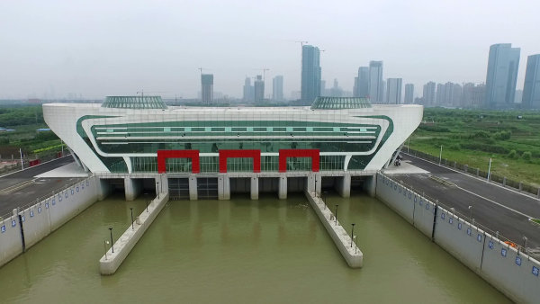 Qianjiang Hub Sluice Gate Project