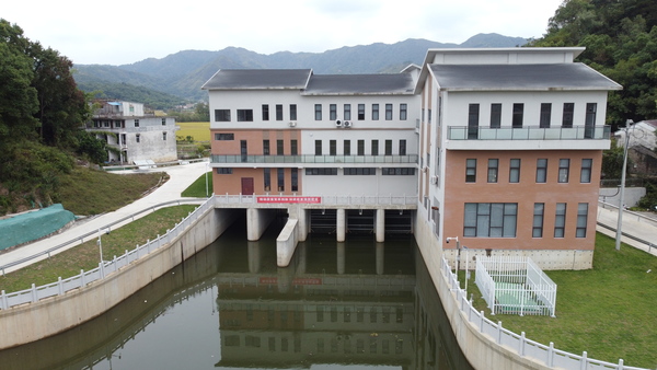 鳌江干流治理水头段防洪带溪右岸闭合下林闸泵抢险应急工程