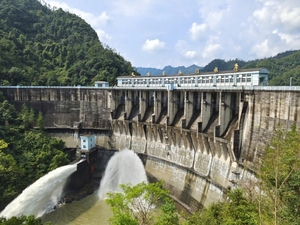 天台里石门水库